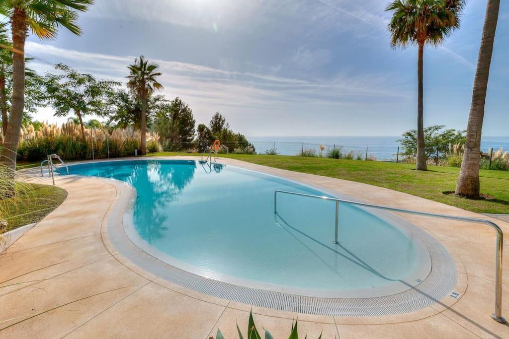 Lägenhet Stylish With Oceanview